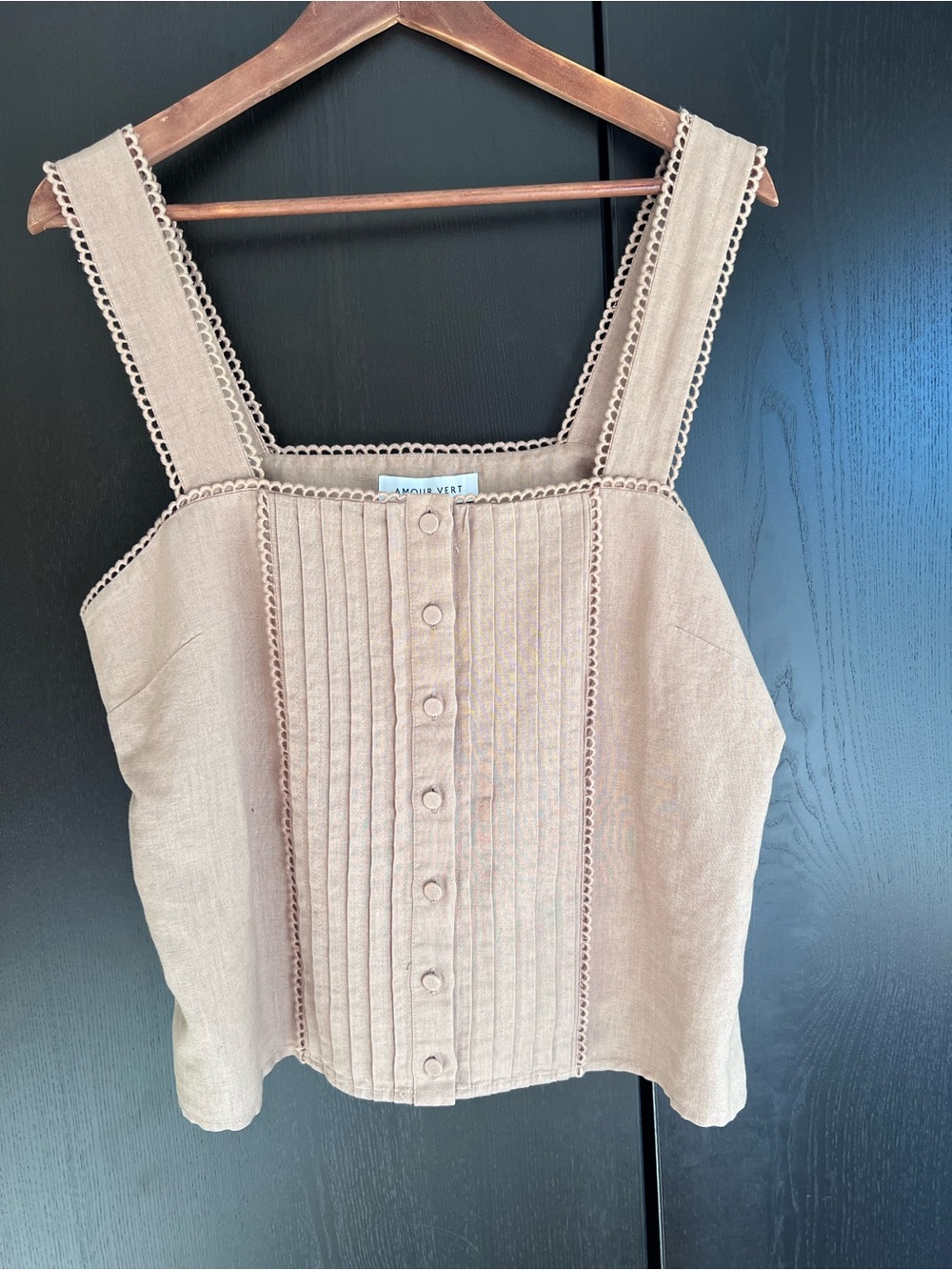 NWT Amour Vert Taupe Linen Button-Front Pintuck Camisole